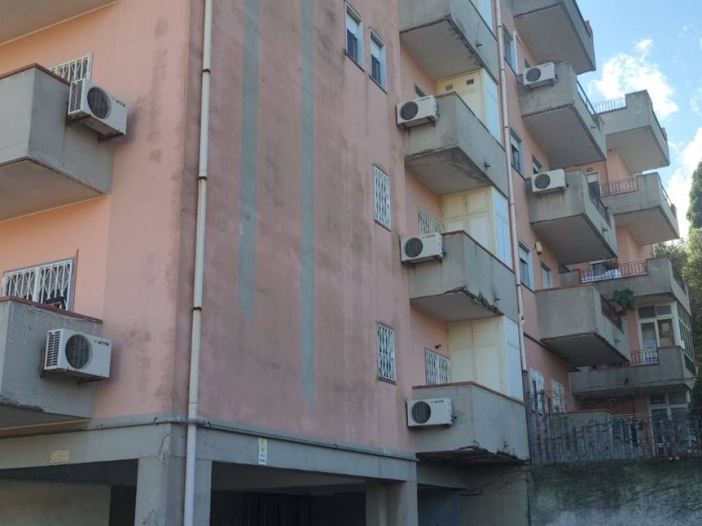 Appartamento a Messina in Via Comunale Santo San Filippo - Foto 3
