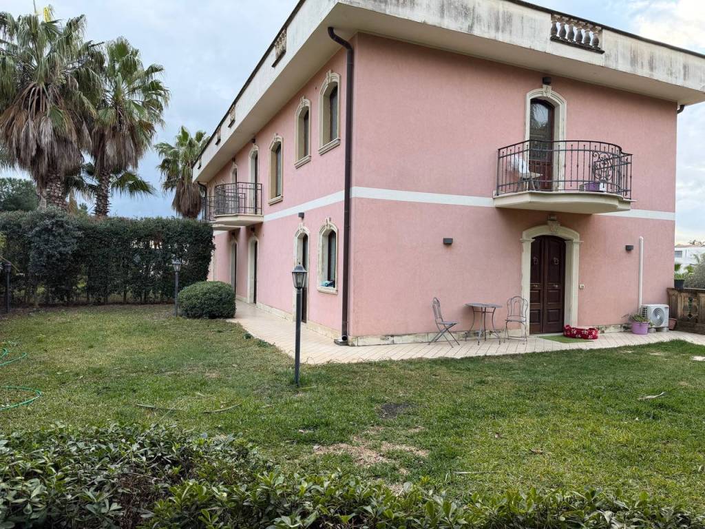 Villa a San gregorio di catania in Via Giacomo Leopardi - Foto 4