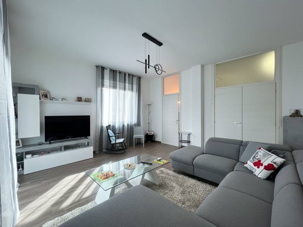 Villa a Cairate in Via Leonardo da Vinci, 4 - Foto 5