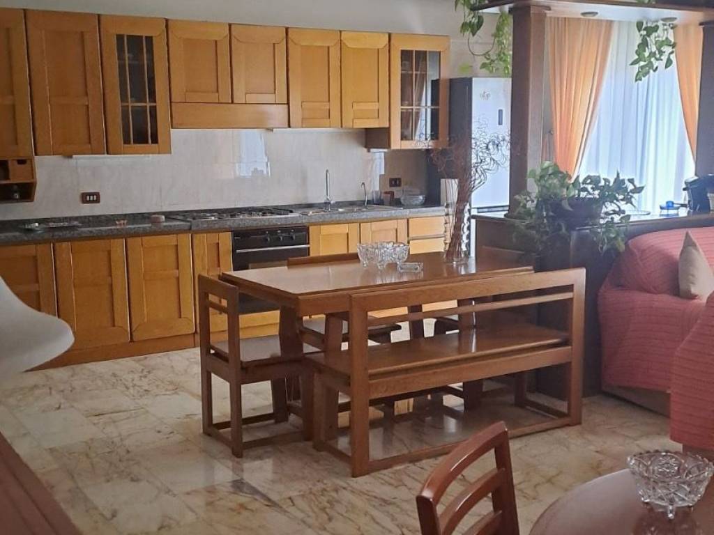 Appartamento a Rende in Via Ciro Menotti - Foto 4
