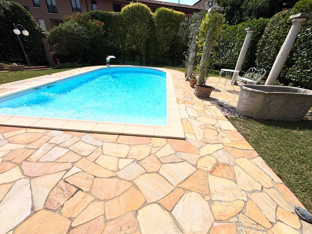 Villa a Montichiari in Via Trento - Foto 5