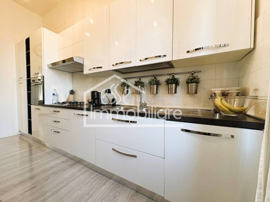 Appartamento a Empoli in Via Raffaello Sanzio, , 50053 - Foto 2