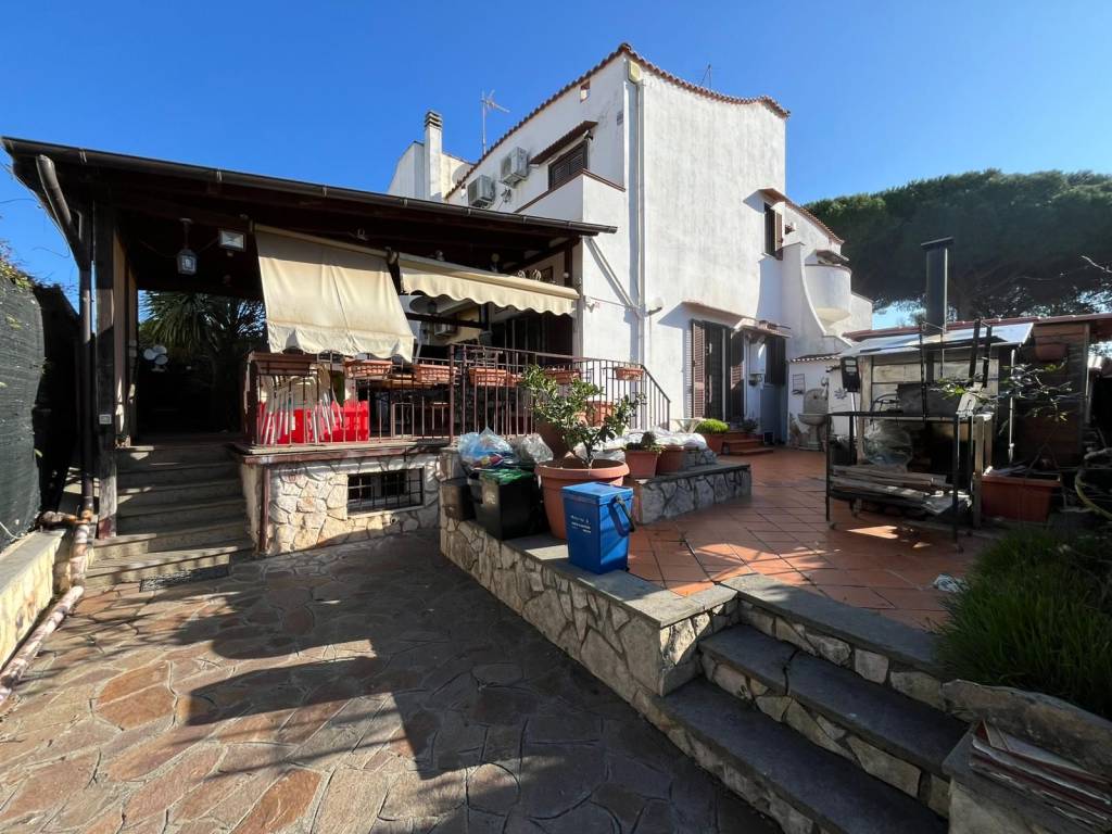 Villa a Cerveteri in Via Pirgy - Foto 2