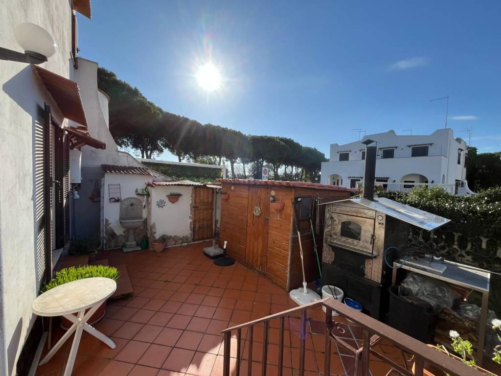 Villa a Cerveteri in Via Pirgy - Foto 4