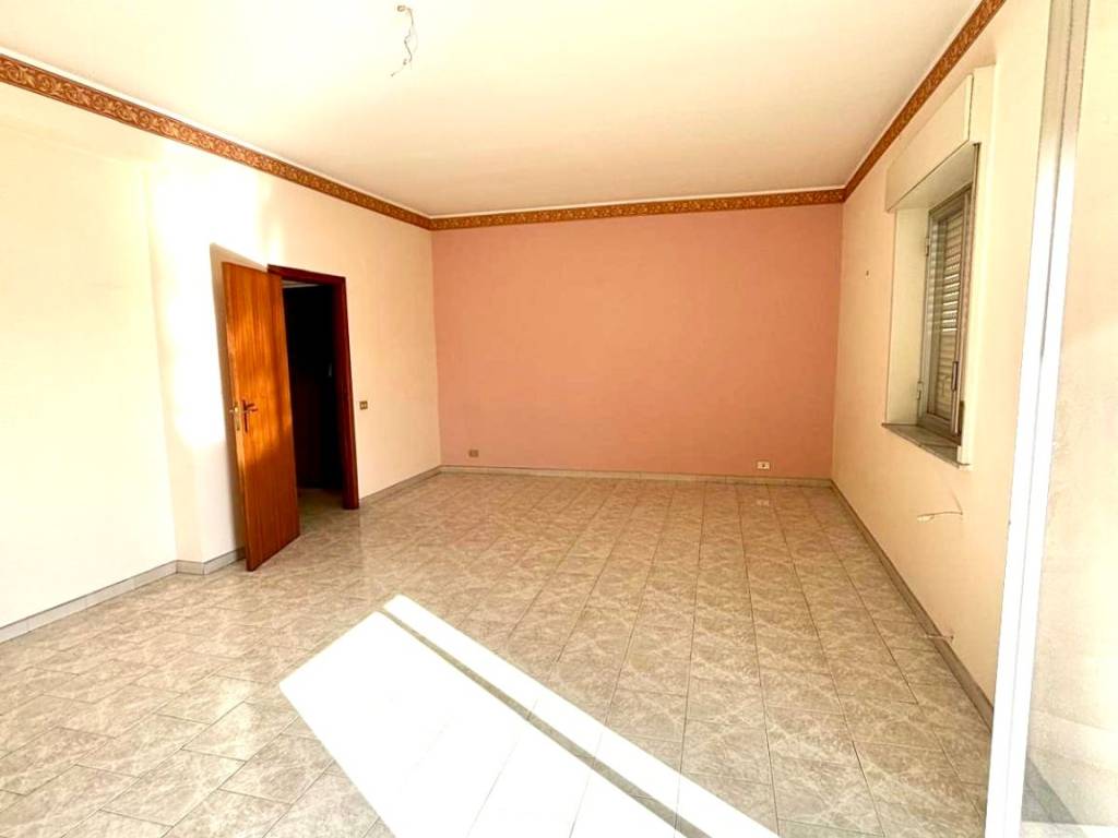 Appartamento a Fiumefreddo di sicilia in Centro - Foto 4
