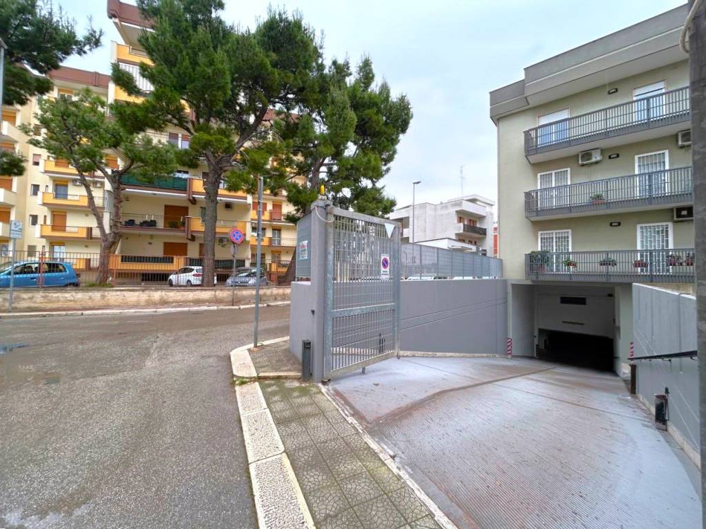 Box / garage a Triggiano in Via Firenze - Foto 2