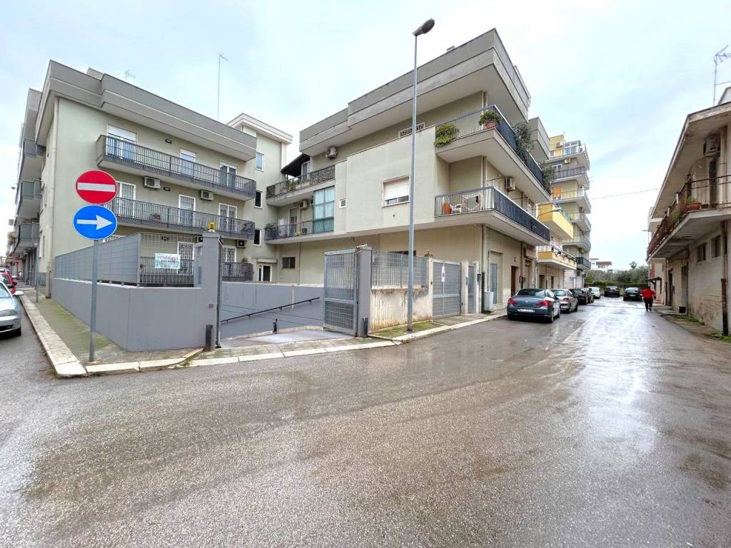 Box / garage a Triggiano in Via Firenze - Foto 3