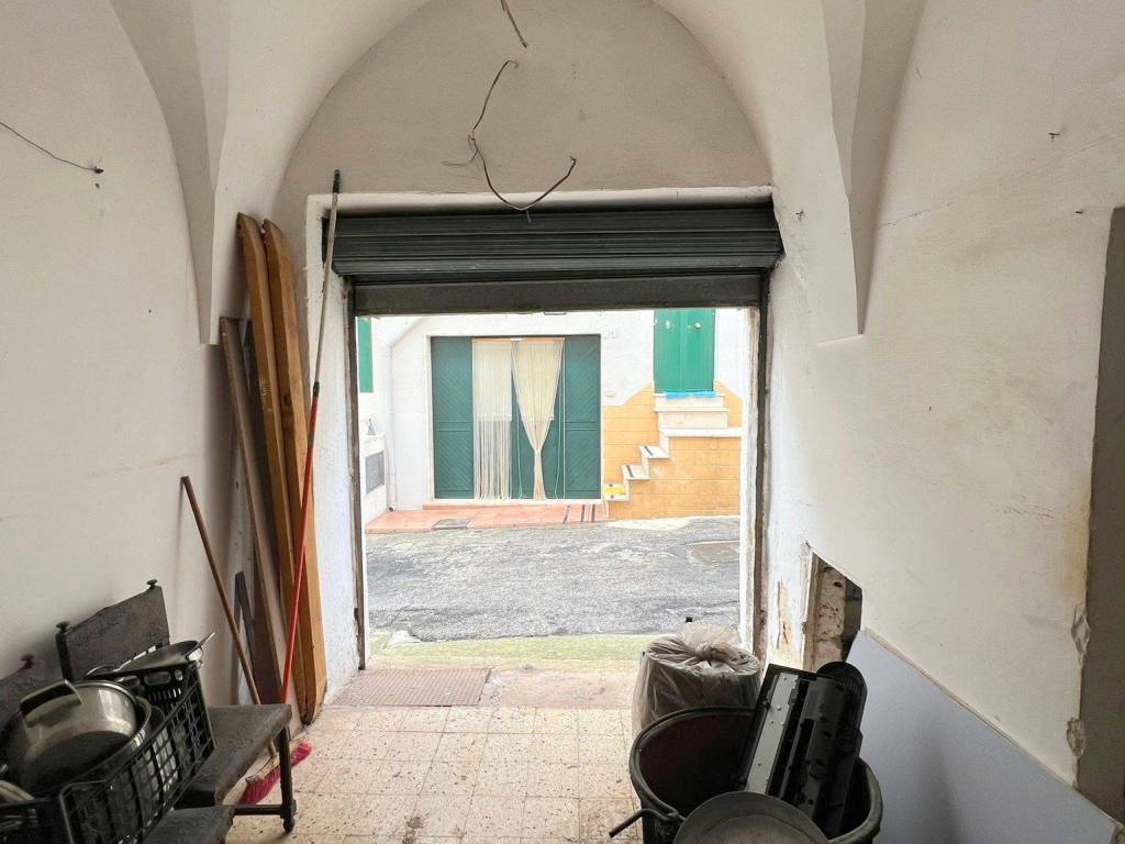 Casa indipendente a Ceglie messapica in Via Giuseppe Arimondi - Foto 4