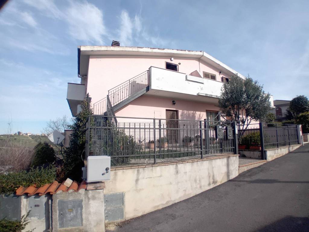Appartamento a Casalincontrada in via delle rimembranze, 14 - Foto 3