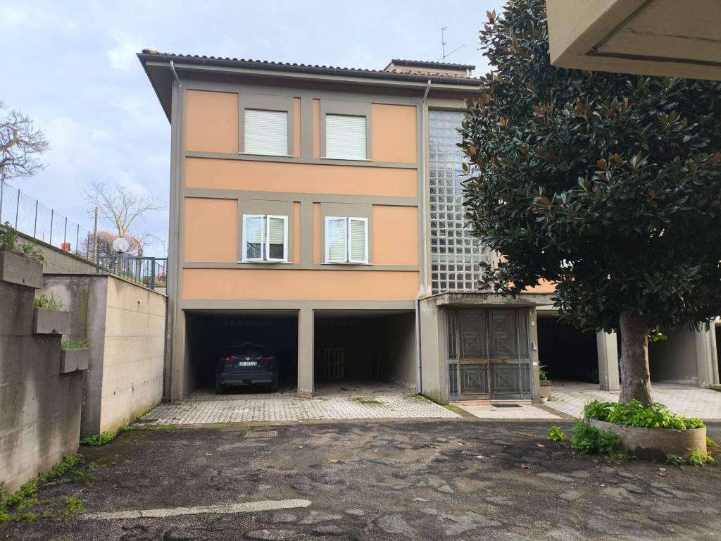 Appartamento a Monte romano in Via Molise, 8 - Foto 3
