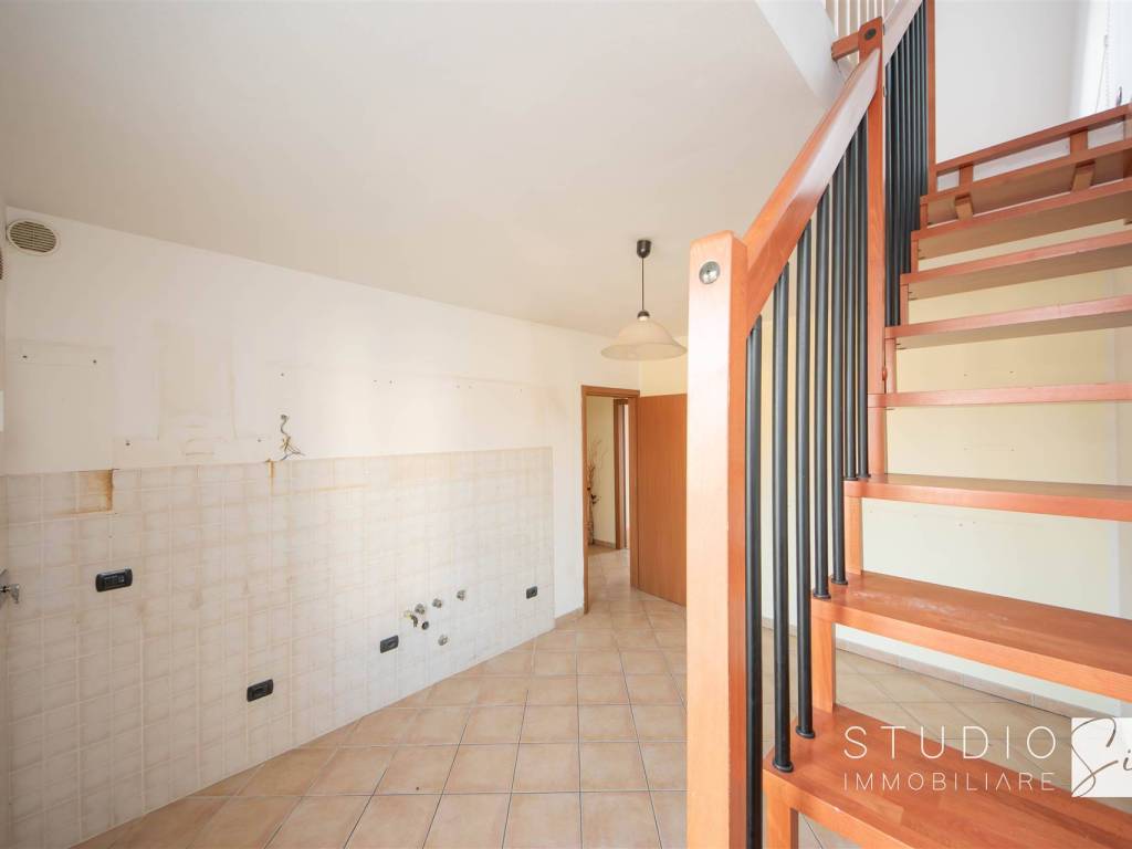 Appartamento a Montemurlo in Via Alfredo Catalani - Foto 4