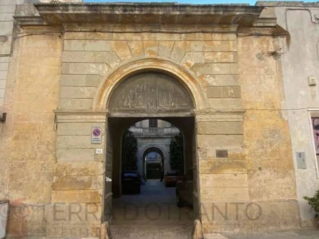 Palazzo / stabile a Poggiardo in Corso Vittorio Emanuele Ii, 49 - Foto 2
