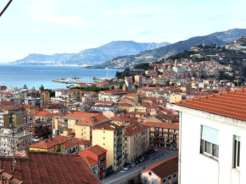 Appartamento a Ventimiglia in Via Maule, 24 - Foto 2