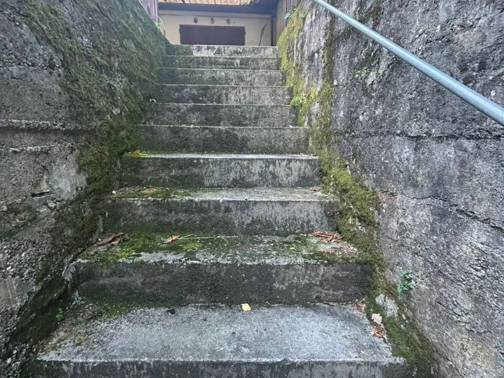 Casa indipendente a Pietrasanta in Via Capriglia - Foto 2