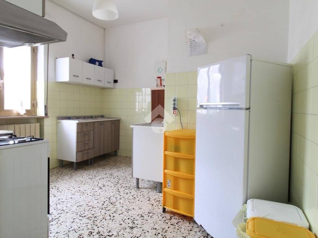 Appartamento a Teramo in VIA TEVERE, 9 - Foto 4