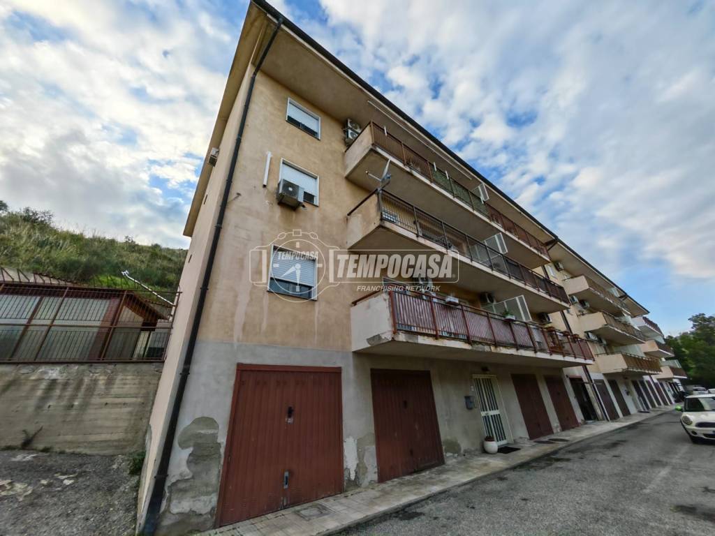 Appartamento a Messina in Via Latteri 1/A - Foto 2