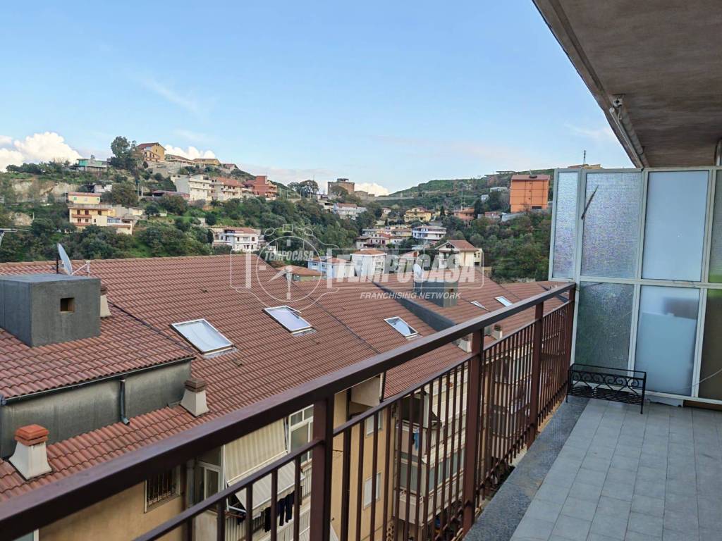 Appartamento a Messina in Via Latteri 1/A - Foto 4