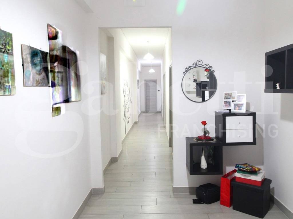 Appartamento a Arzano in via Saviano, 9 - Foto 2