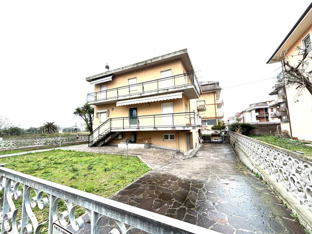 Villetta a schiera a San benedetto del tronto in via del cacciatore, 37 - Foto 2