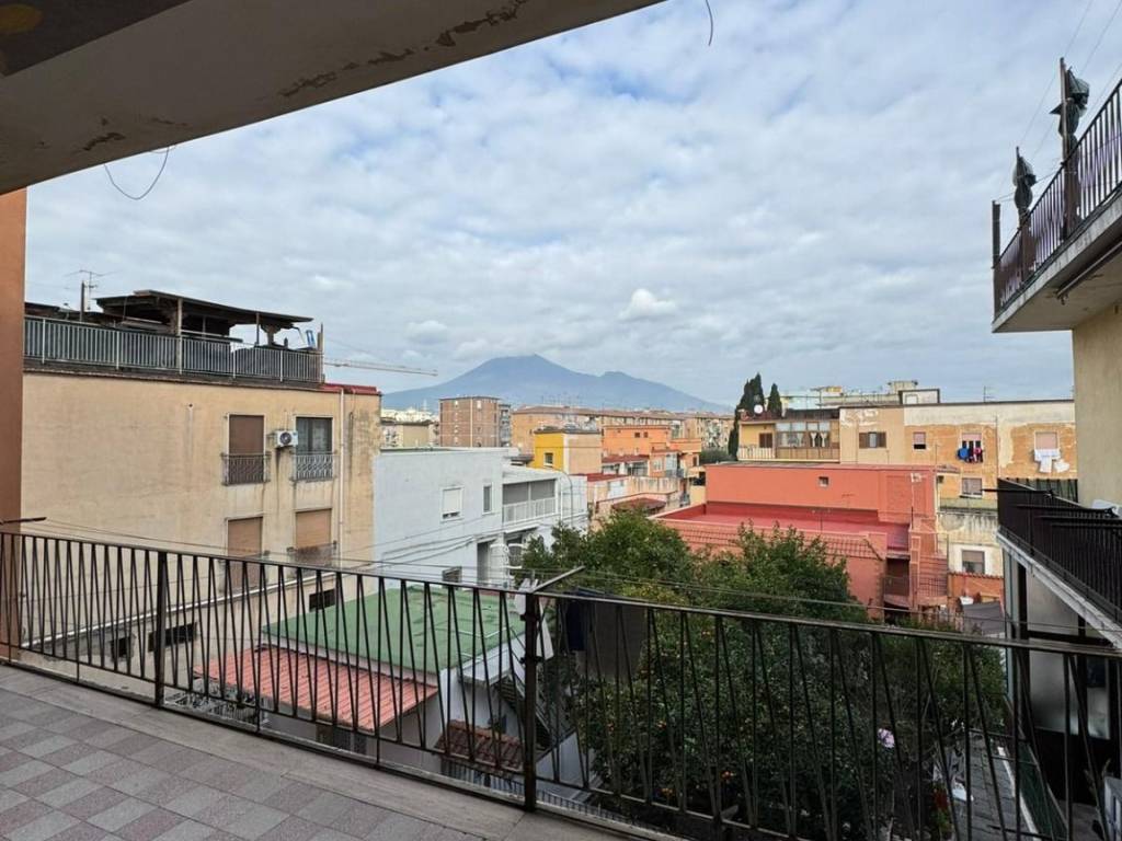 Appartamento a Torre annunziata in Traversa Plinio, 93 - Foto 3