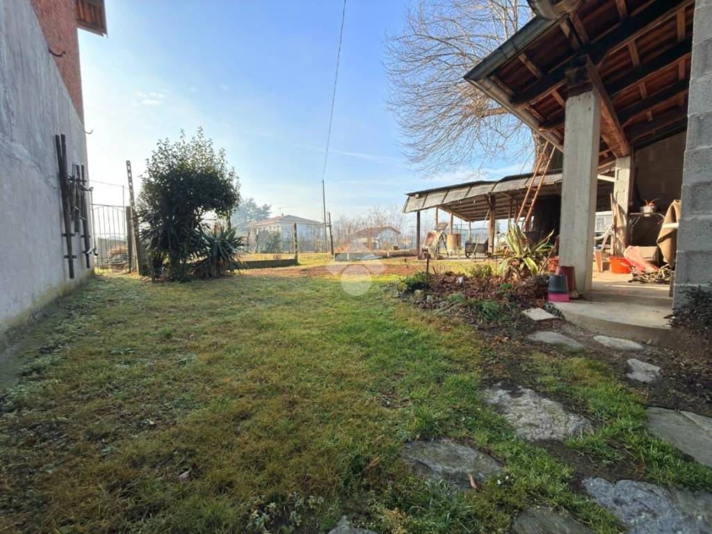 Casa indipendente a Castellamonte in Str. dei Sospiri, 39 - Foto 4