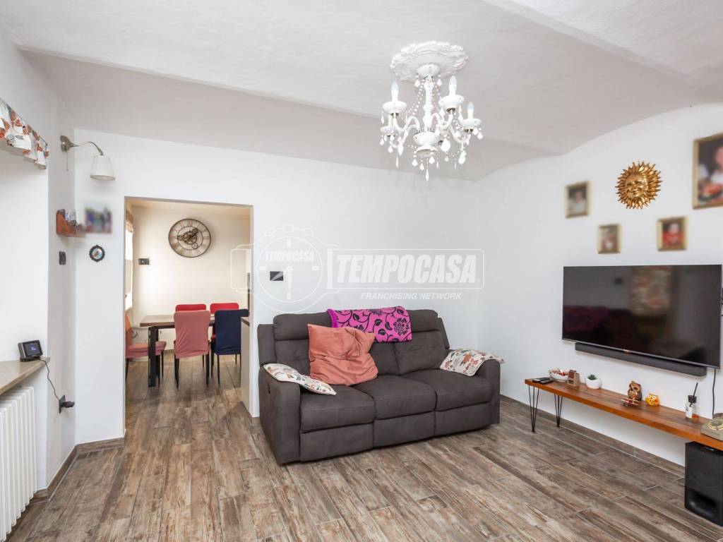 Casa indipendente a Giaveno in Via Vittorio Emanuele - Foto 2