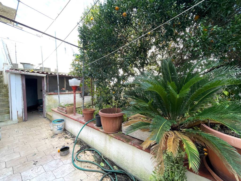 Casa indipendente a Presicce-acquarica in Via 25 Luglio, 64 - Foto 2