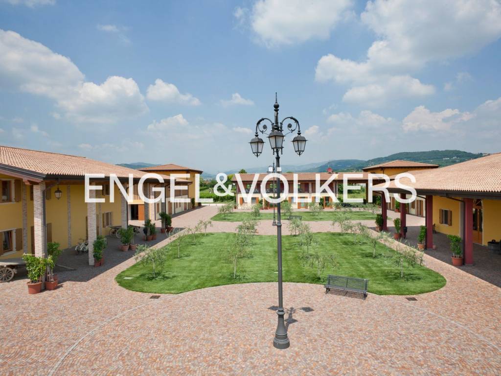 Villa a Verona in Via Belvedere, 123 - Foto 3