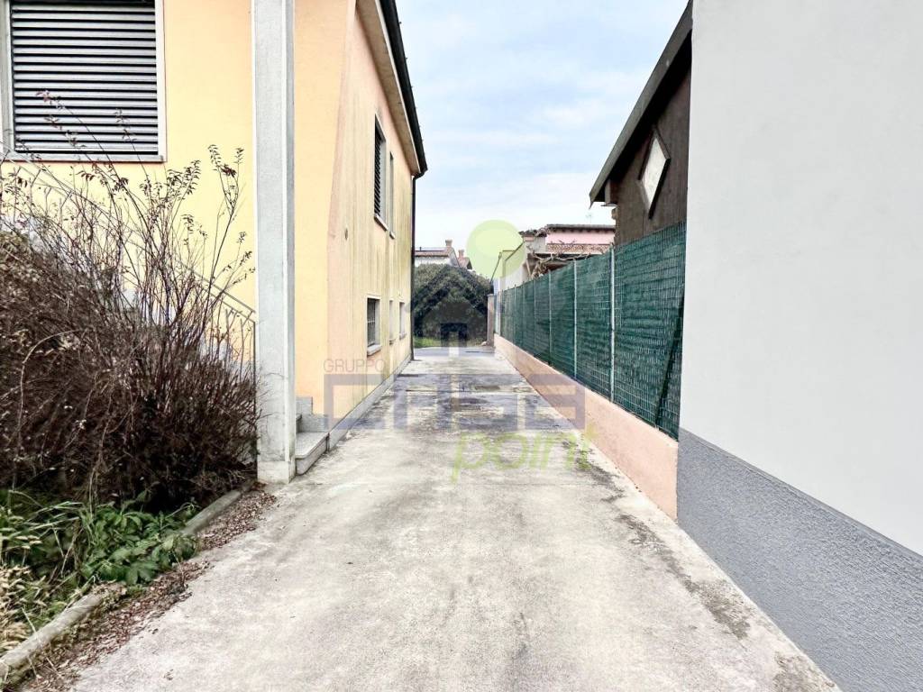Villa a Soresina in via carso 42 - Foto 2