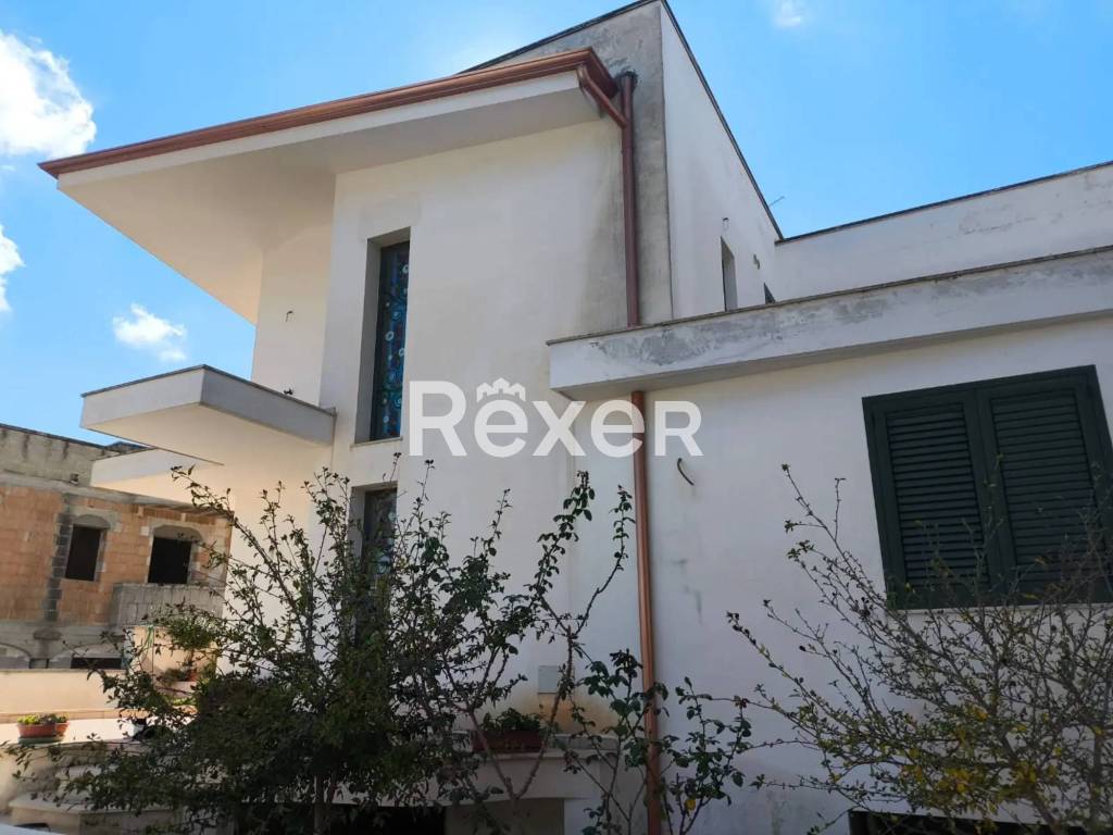 Casa indipendente a Casarano in Via Senna - Foto 2