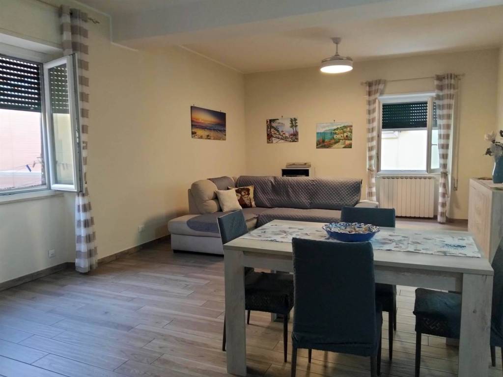 Appartamento a Nettuno in Via dei Volsci, 45 - Foto 2
