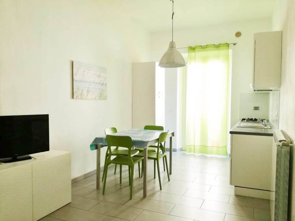 Appartamento a Follonica in via Colombo, 36 - Foto 4