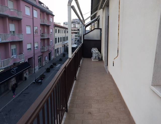 Appartamento a Follonica in Via Parri , 9 - Foto 2
