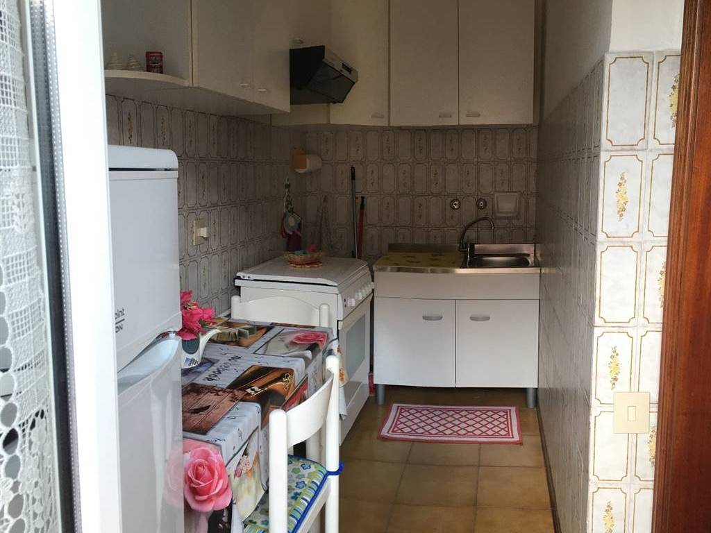 Appartamento a Follonica in via Rossini , 12 - Foto 3