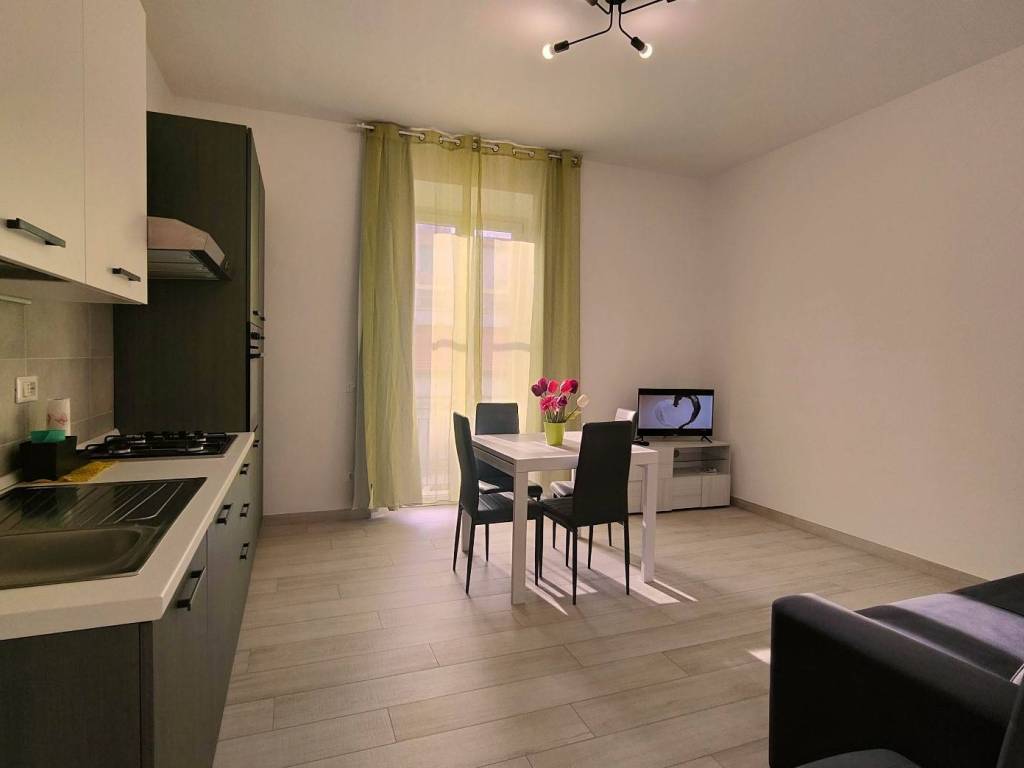 Appartamento a Follonica in Via Toscanini, 20 - Foto 2
