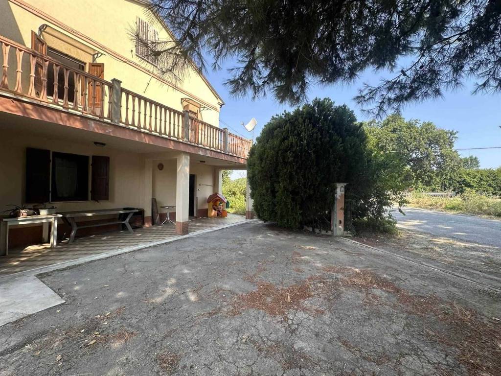 Casa indipendente a Senigallia in Strada della Bruciata - Foto 3