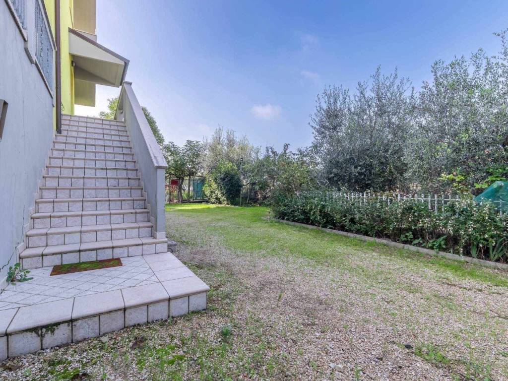 Appartamento a Ostra in VIA BRODOLINI, 11 - Foto 4