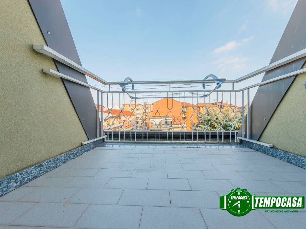 Appartamento a Cesano boscone in Via Giuseppe Giusti - Foto 2