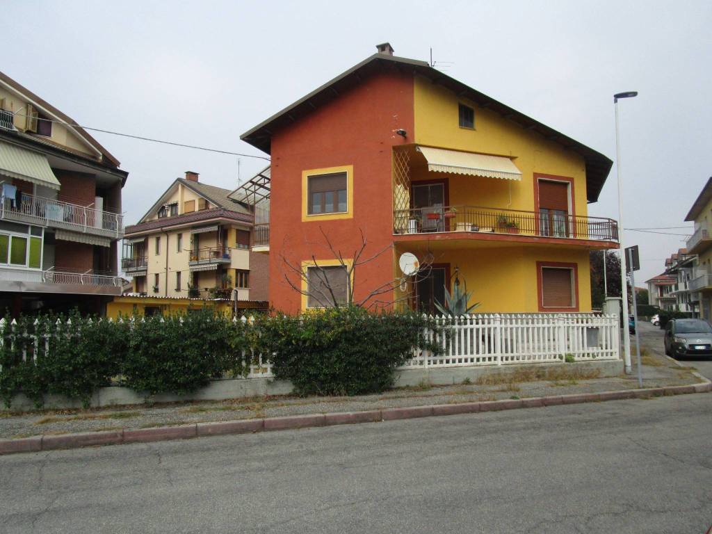 Casa indipendente a Cuneo in Via Villanova, 11 - Foto 5