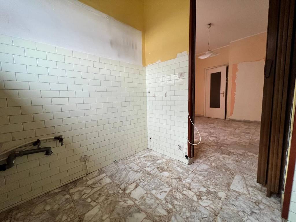 Appartamento a Piossasco in Via Pietro Micca - Foto 4
