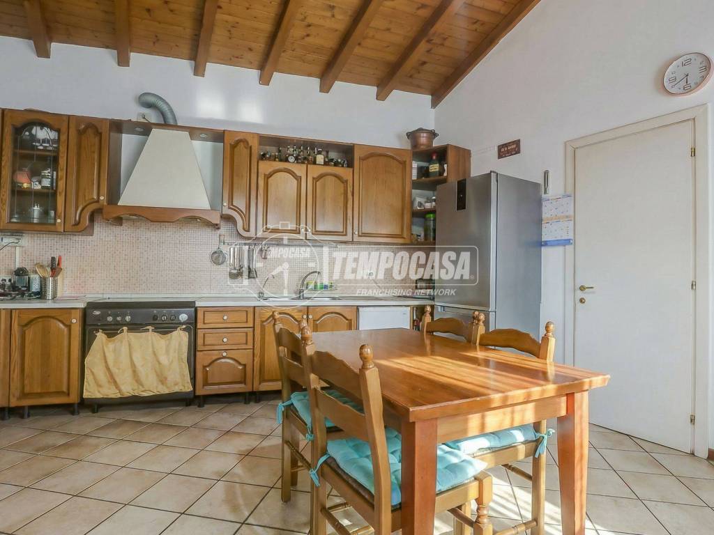 Appartamento a Comignago in Via de Giorgi - Foto 2