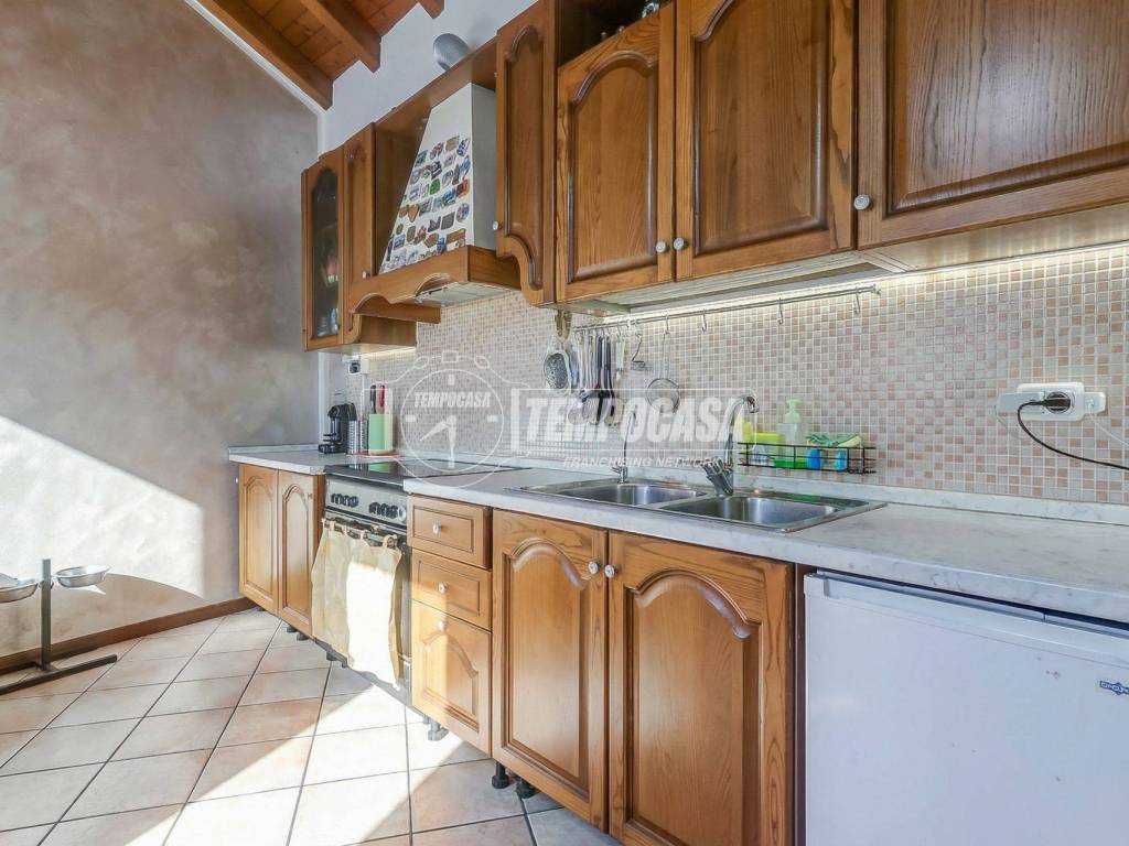 Appartamento a Comignago in Via de Giorgi - Foto 4