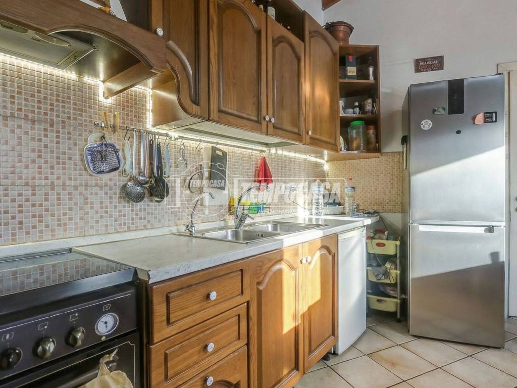 Appartamento a Comignago in Via de Giorgi - Foto 5