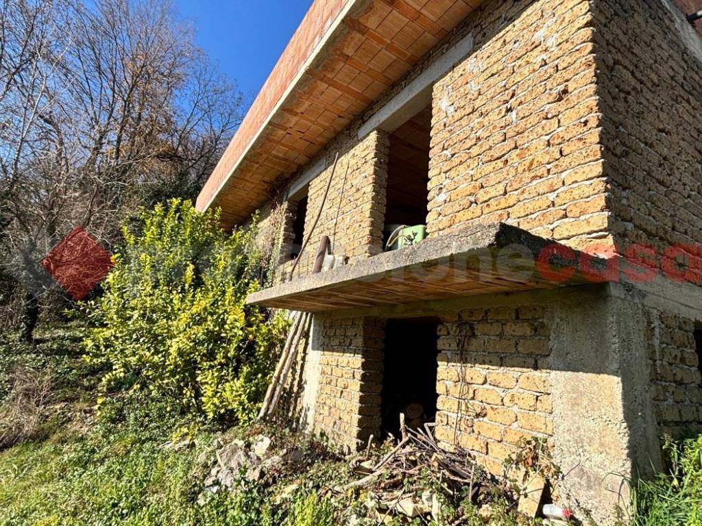 Rustico / casale a Alatri in Via Monte San Marino, snc - Foto 3