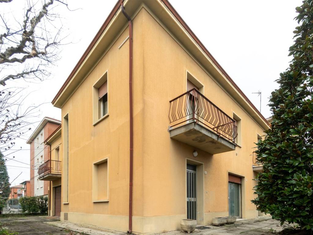 Villa a Budrio in Via Giuseppe Di Vittorio, 2 - Foto 2