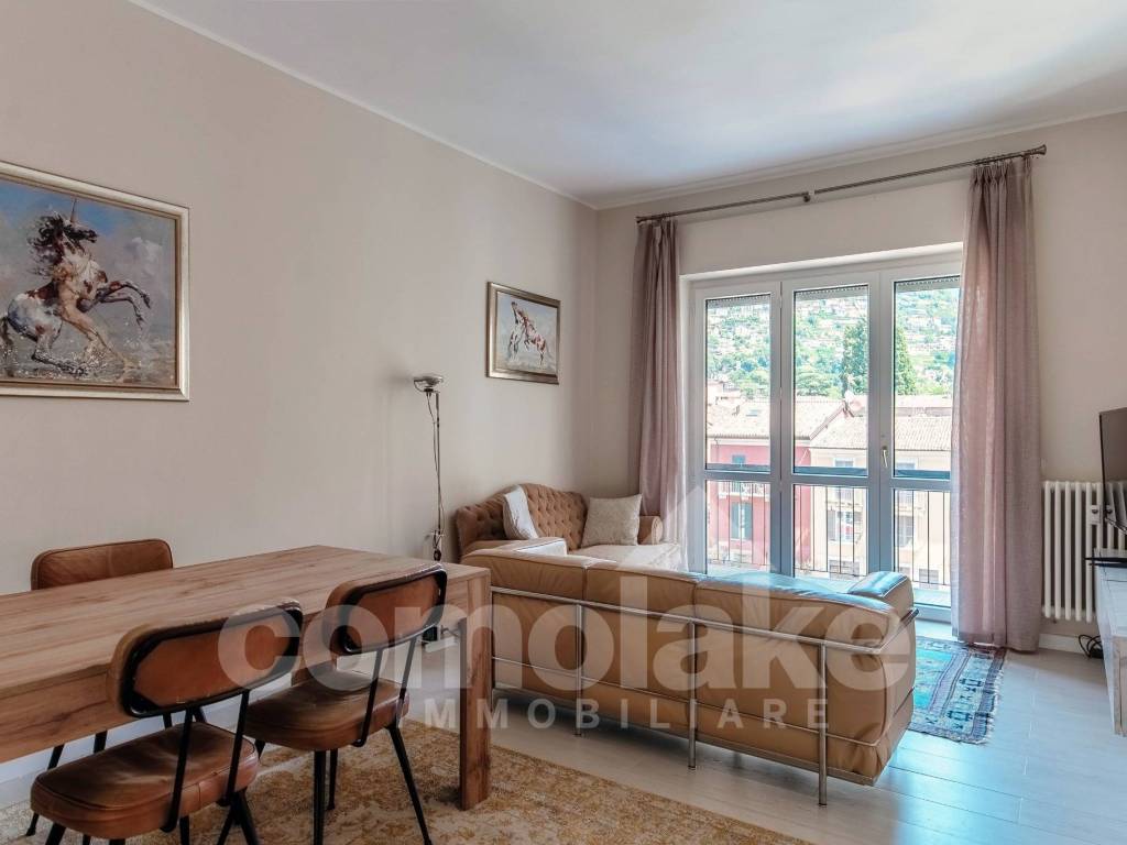 Appartamento a Cernobbio in Via Regina - Foto 4