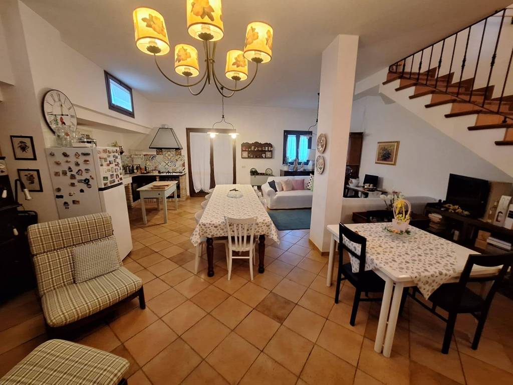 Villa a Guidonia montecelio in Via Spagna - Foto 4