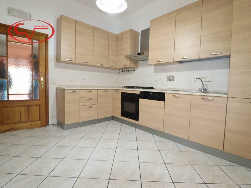Appartamento a Montevarchi in Via 14 Luglio - Foto 4