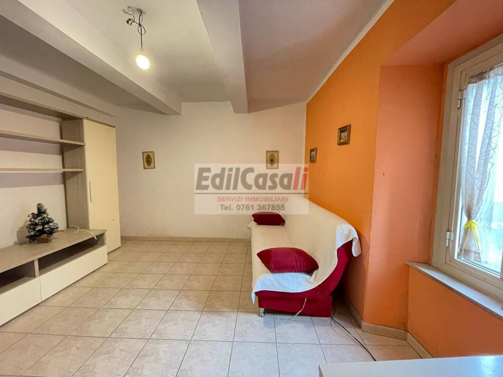 Appartamento a Graffignano in Piazza Umberto I - Foto 2