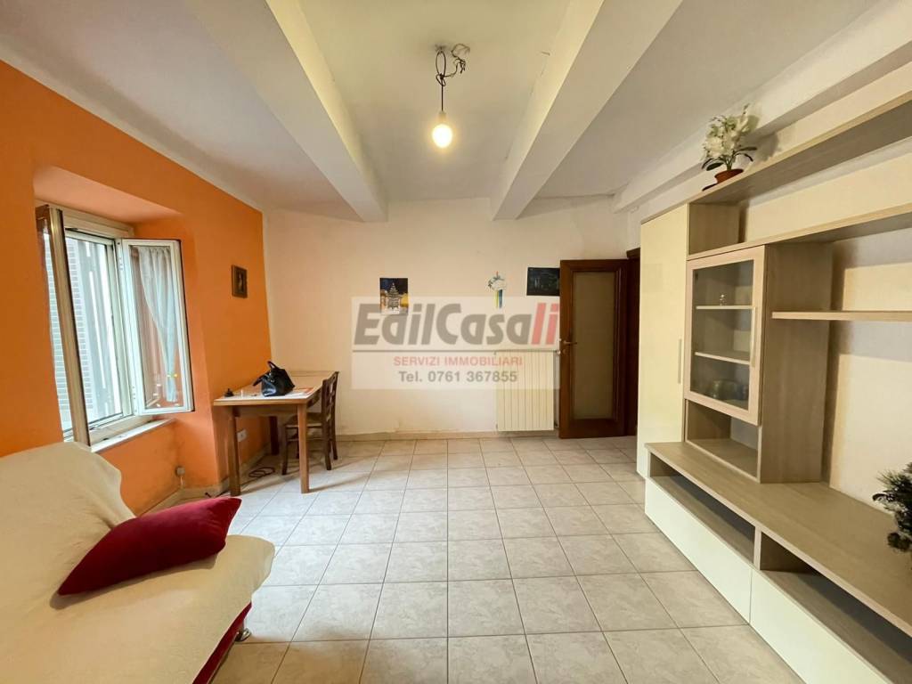 Appartamento a Graffignano in Piazza Umberto I - Foto 4